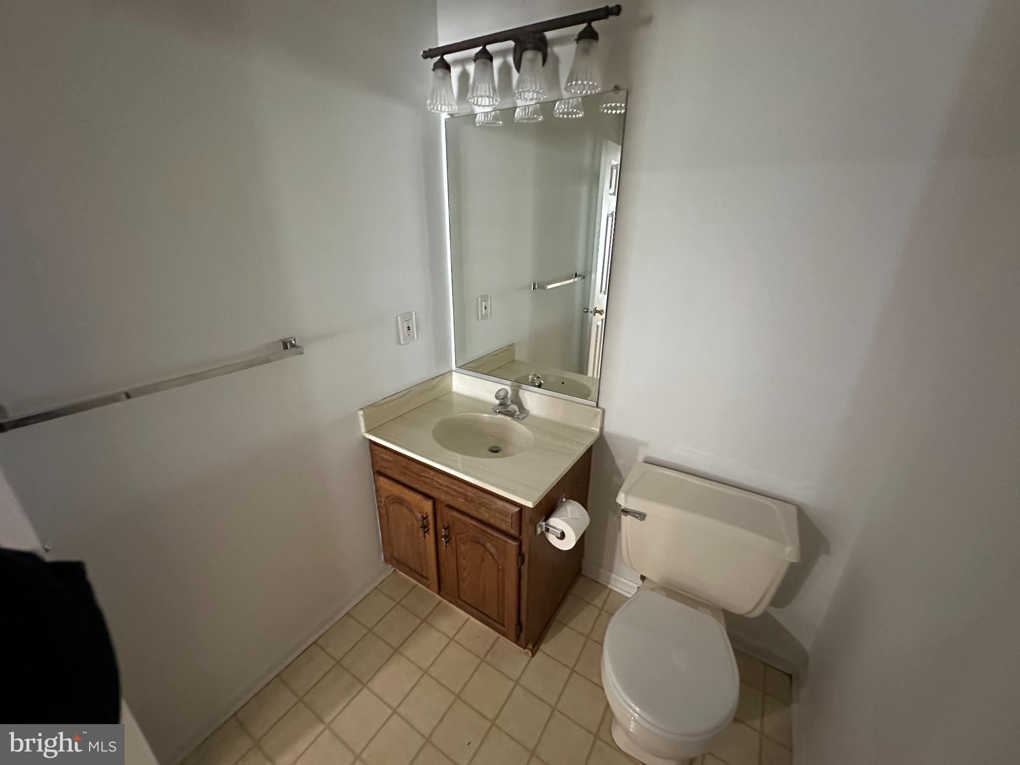 4713 Columbia Road Ellicott City, MD 21042 - Photo 20 of 39 Half Bath, lower level.