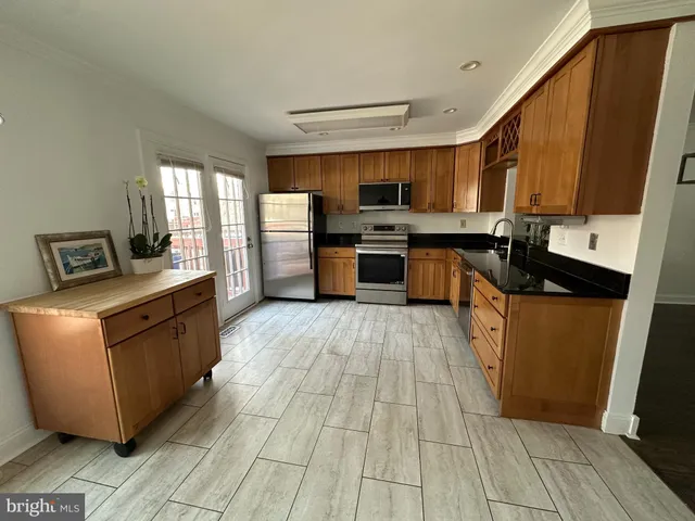 $2,990 | 4713 Columbia Road, Ellicott City, MD 21042