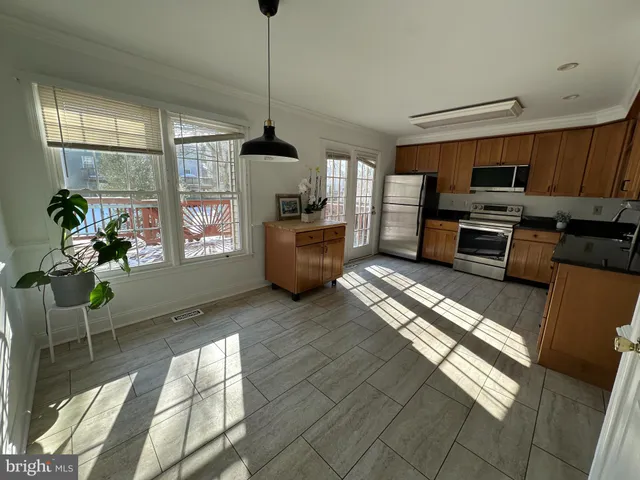 $2,990 | 4713 Columbia Road, Ellicott City, MD 21042