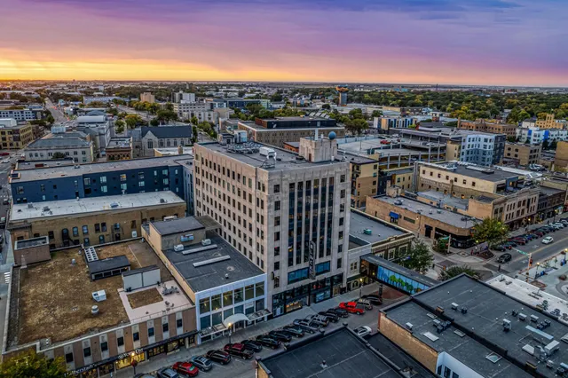 $1,585,000 | 118 Broadway North, Unit 702, Fargo, ND 58102