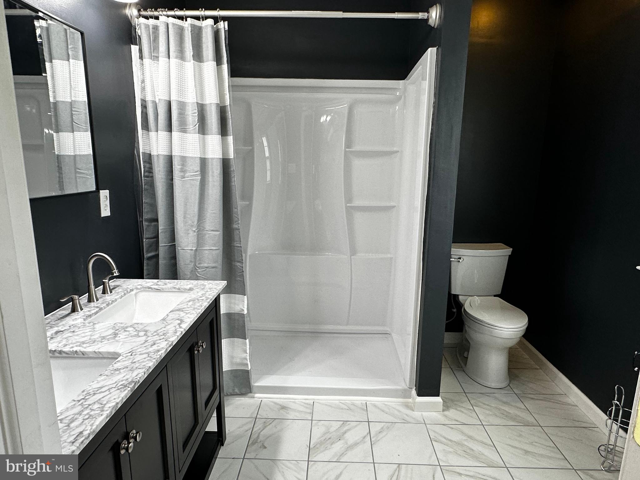 2732 Shelburne Road, Unit 142W Downingtown, PA 19335 - Photo 23 of 31 Primary Bath Walkin shower
