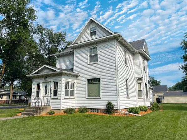 $279,500 | 118 Somerville Avenue, Morgan, MN 56266