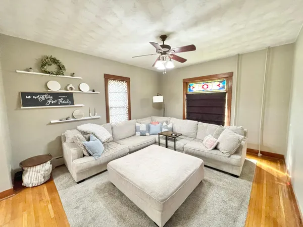 $279,500 | 118 Somerville Avenue, Morgan, MN 56266