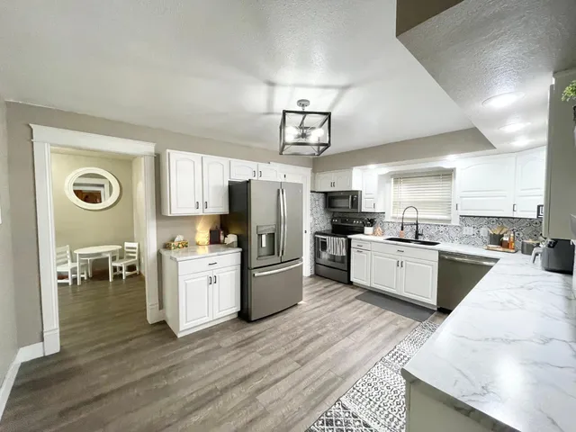 $279,500 | 118 Somerville Avenue, Morgan, MN 56266