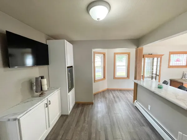 $279,500 | 118 Somerville Avenue, Morgan, MN 56266