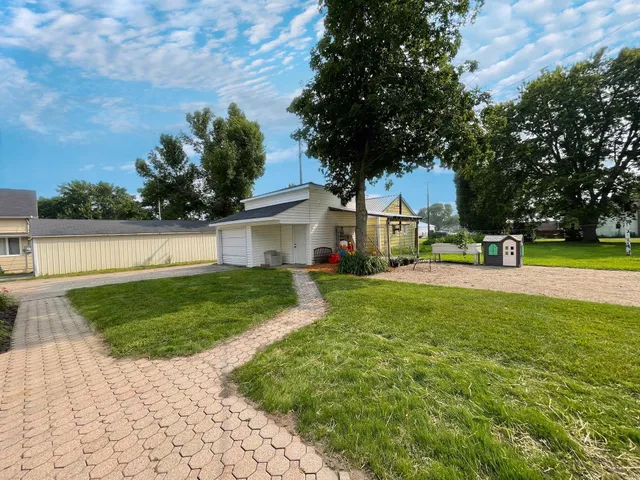 $279,500 | 118 Somerville Avenue, Morgan, MN 56266