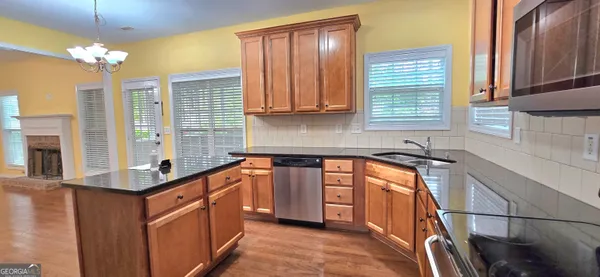 $2,700 | 45 Greenview Drive, Newnan, GA 30265