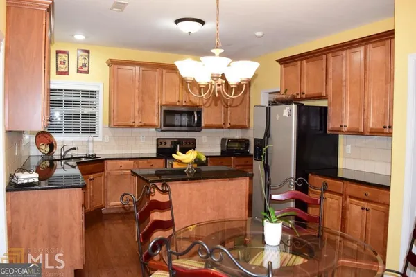 $2,700 | 45 Greenview Drive, Newnan, GA 30265