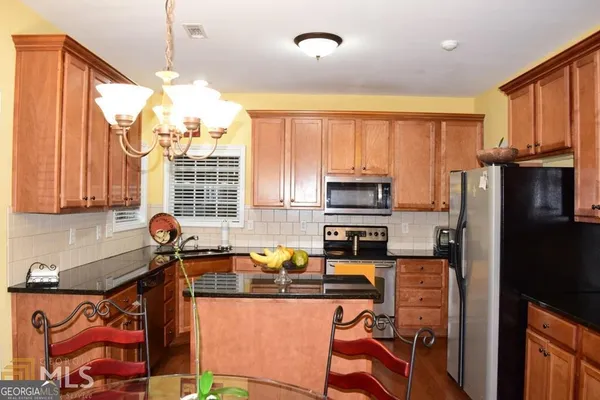 $2,700 | 45 Greenview Drive, Newnan, GA 30265