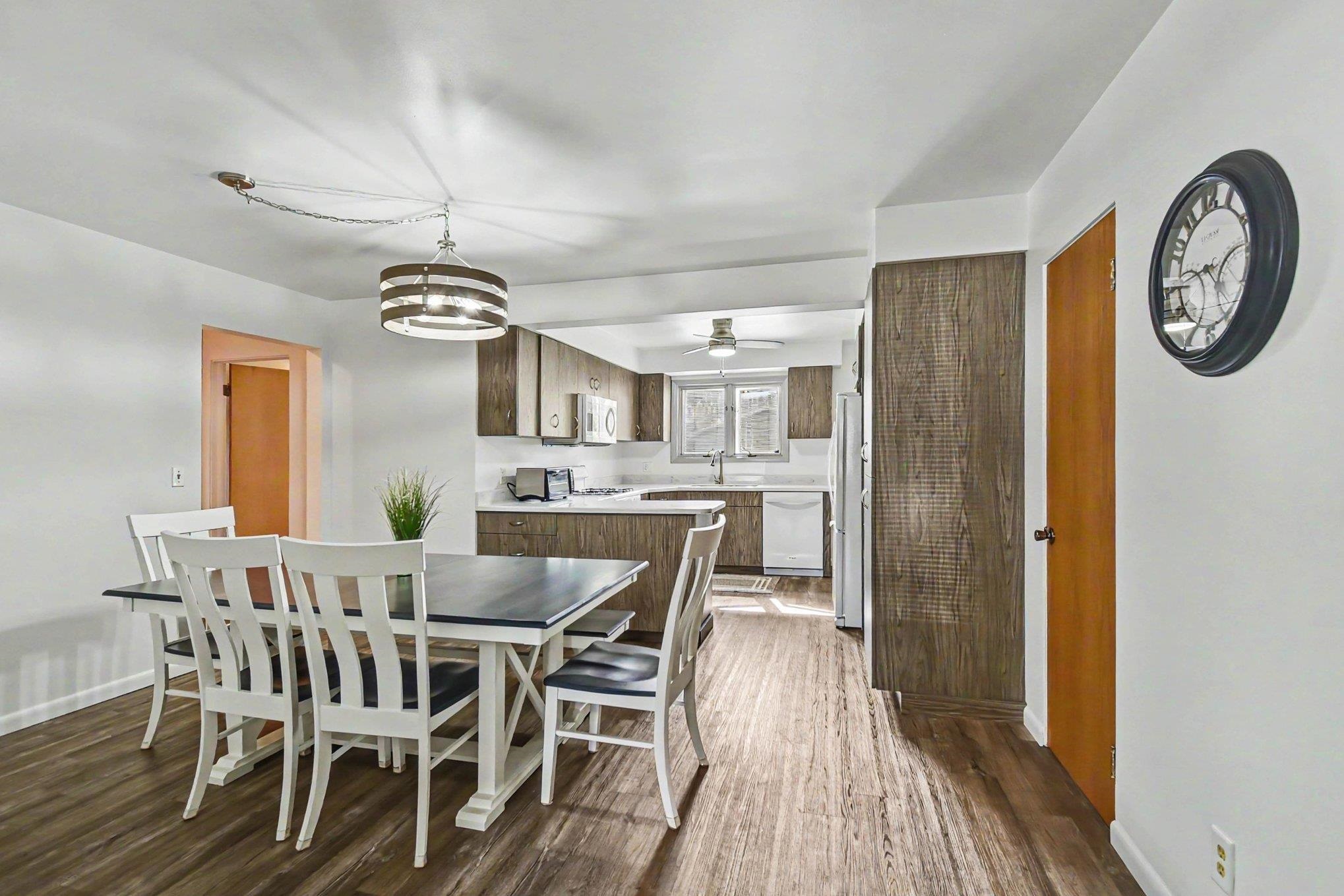 310 South Lincoln Road Bay City, MI 48708 - Photo 11 of 35