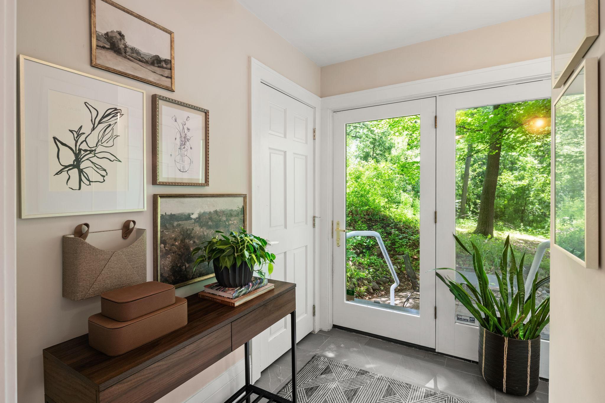 5521 Highland Road Minnetonka, MN 55345 - Photo 34 of 83 Gallery Image 34