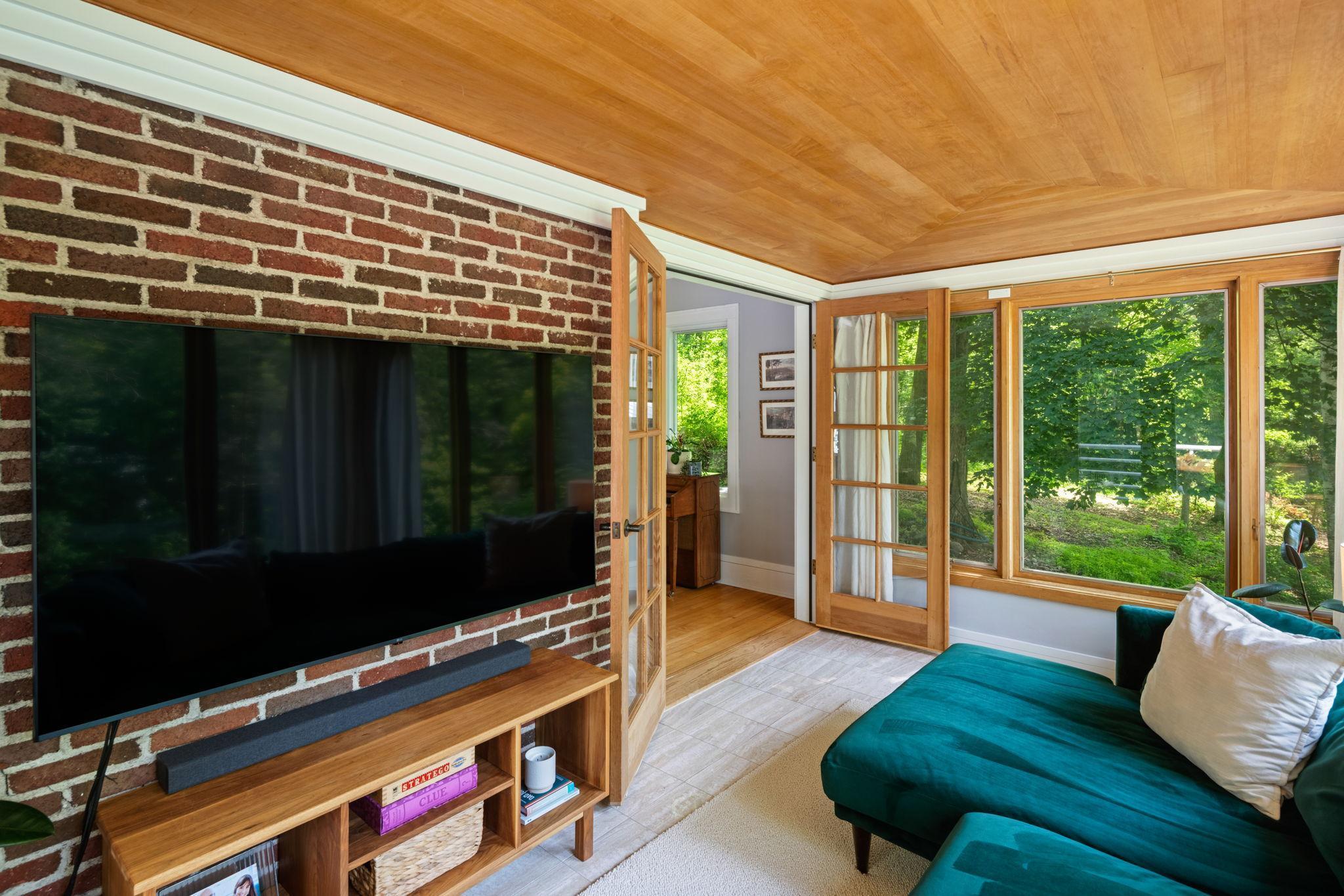 5521 Highland Road Minnetonka, MN 55345 - Photo 43 of 83 Gallery Image 43