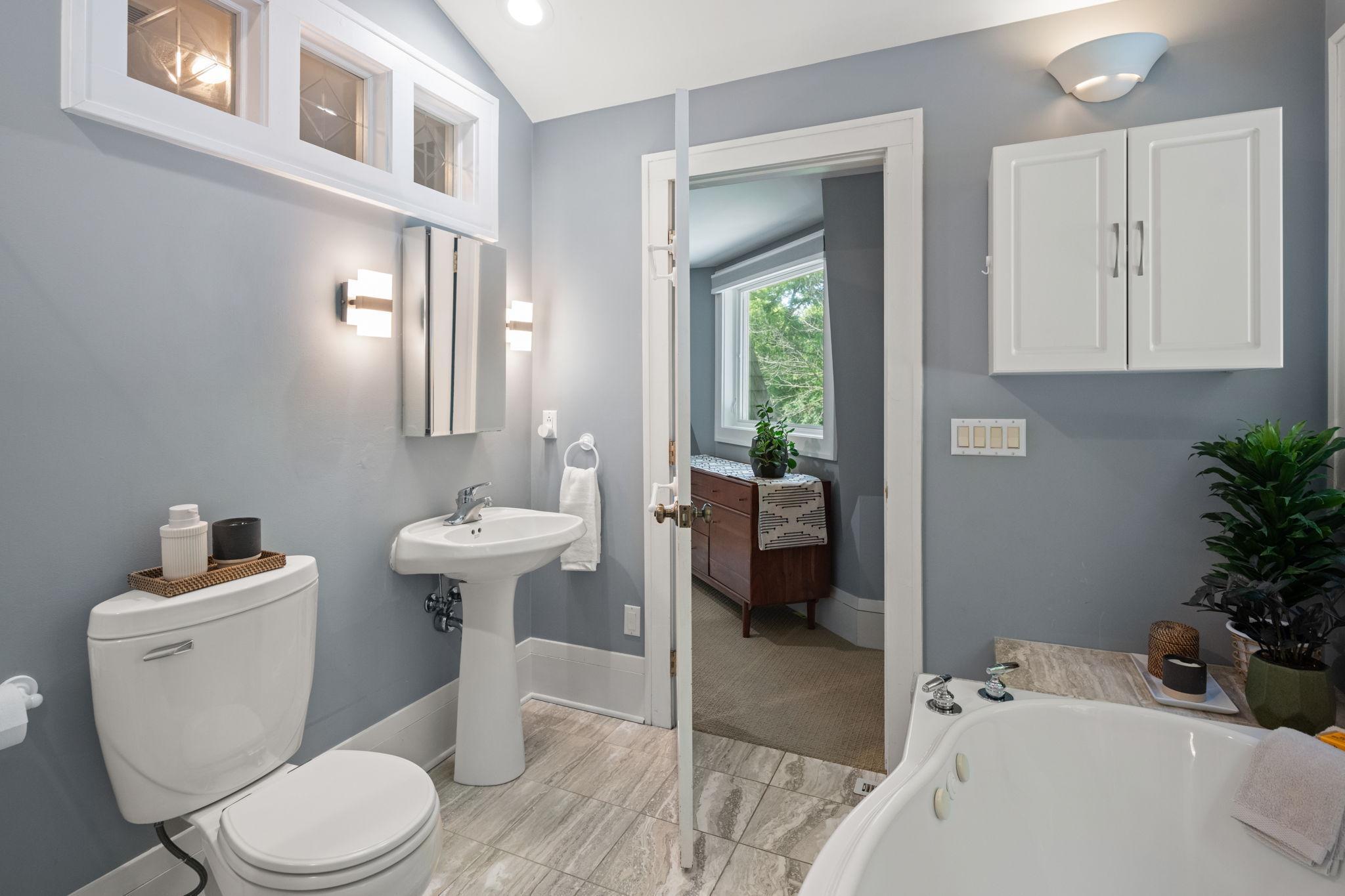 5521 Highland Road Minnetonka, MN 55345 - Photo 52 of 83 Gallery Image 52
