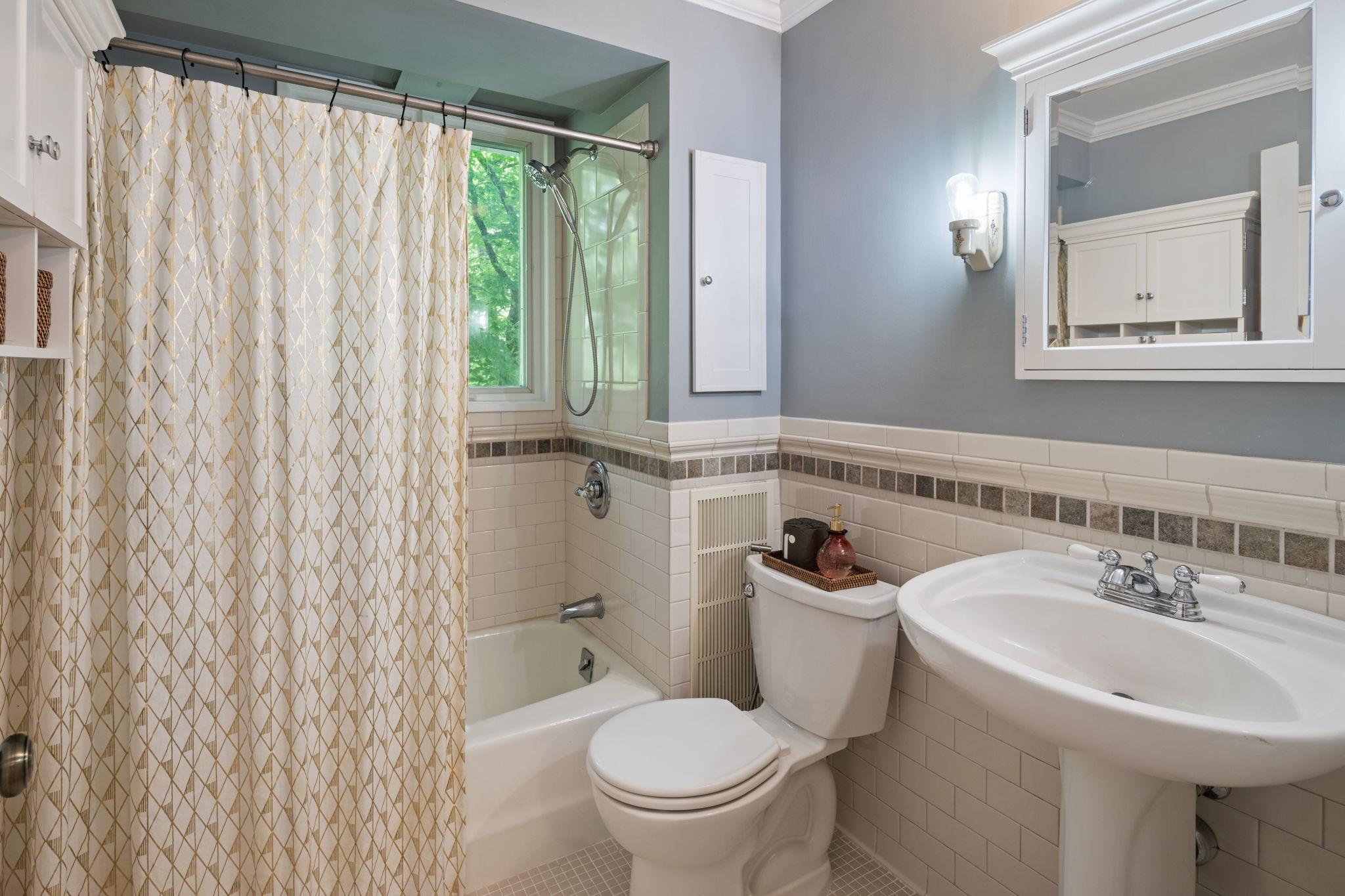 5521 Highland Road Minnetonka, MN 55345 - Photo 59 of 83 Gallery Image 59
