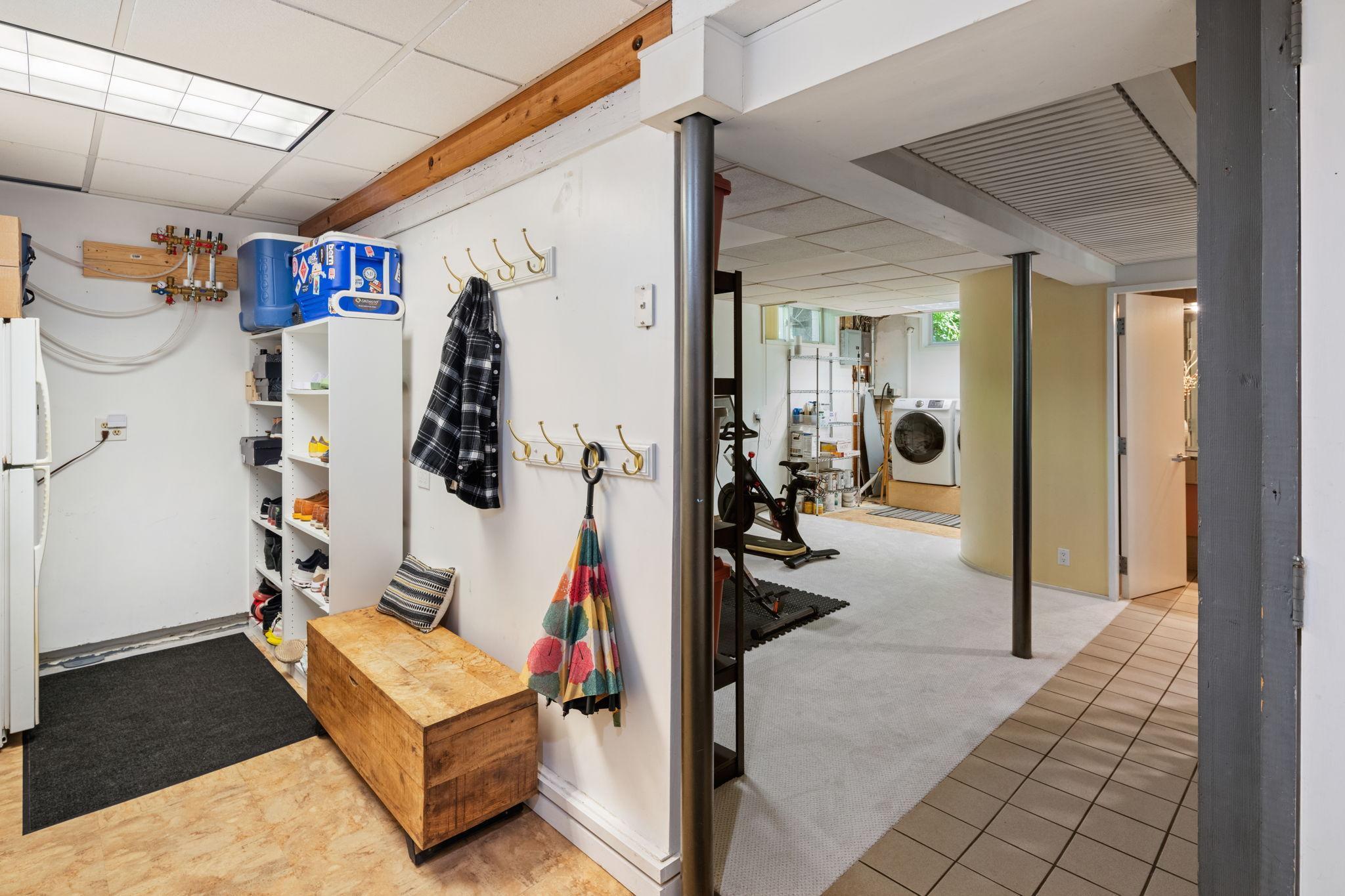 5521 Highland Road Minnetonka, MN 55345 - Photo 74 of 83 Gallery Image 74