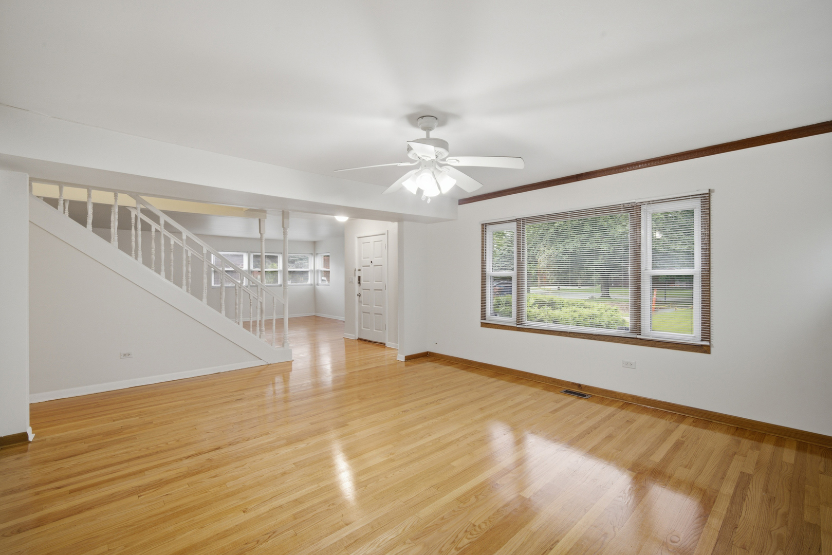 114 North Lancaster Street Mount Prospect, IL 60056 - Photo 7 of 29