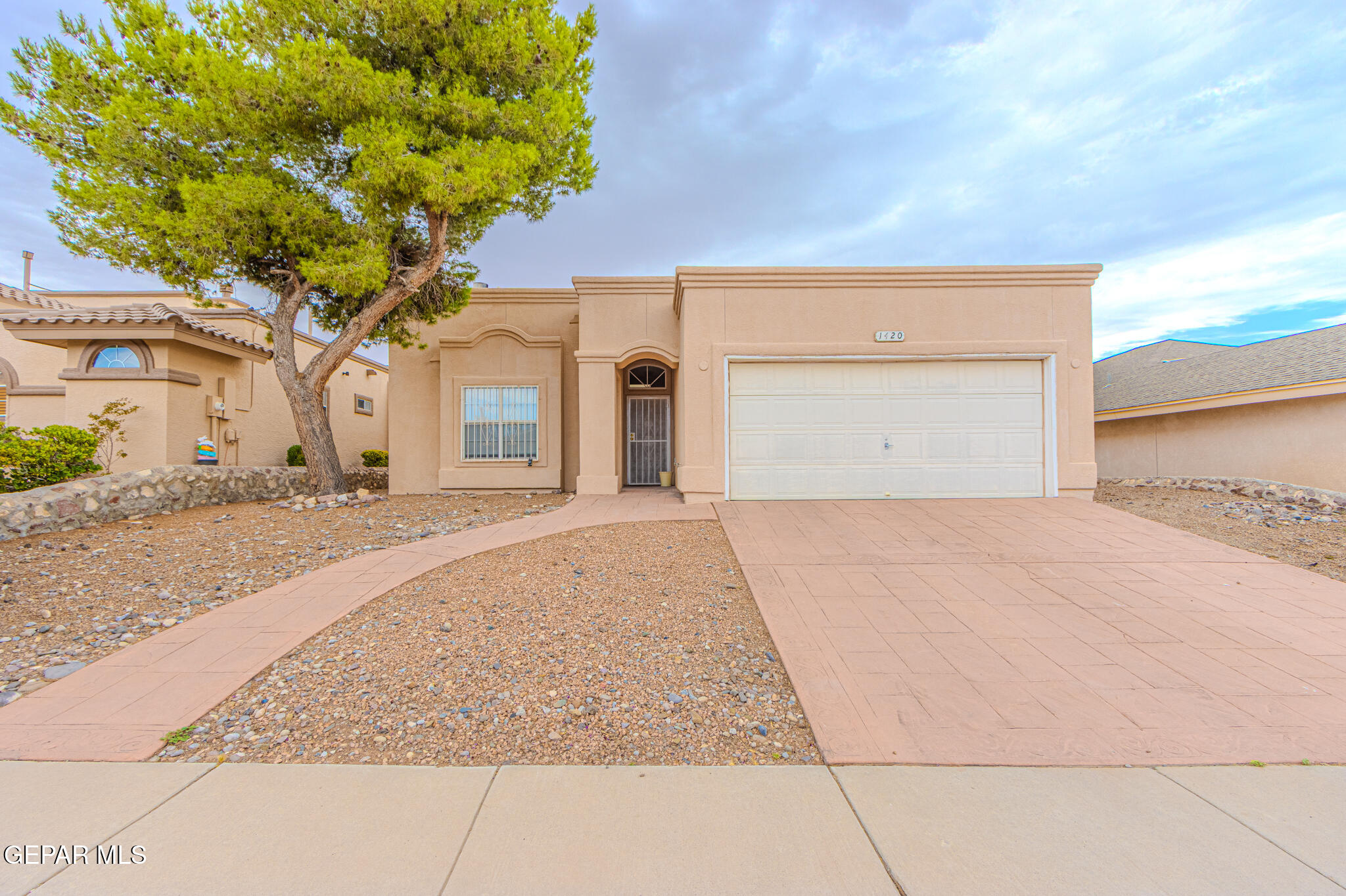 1420 Black Ridge Drive El Paso, TX 79912 - Photo 2 of 34 _MG_5436-HDR
