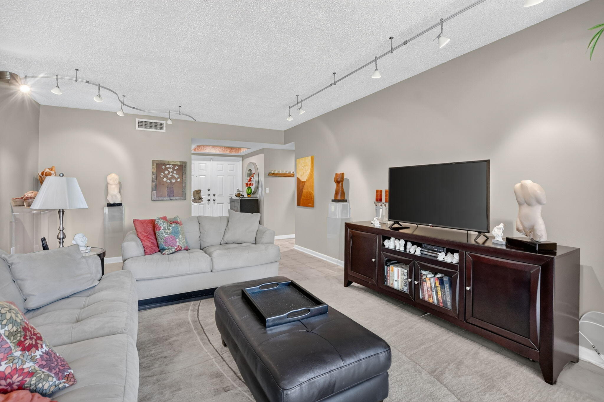 6852 Willow Wood Drive, Unit 505 Boca Raton, FL 33434 - Photo 9 of 67 8-web-or-mls-DSC_6230