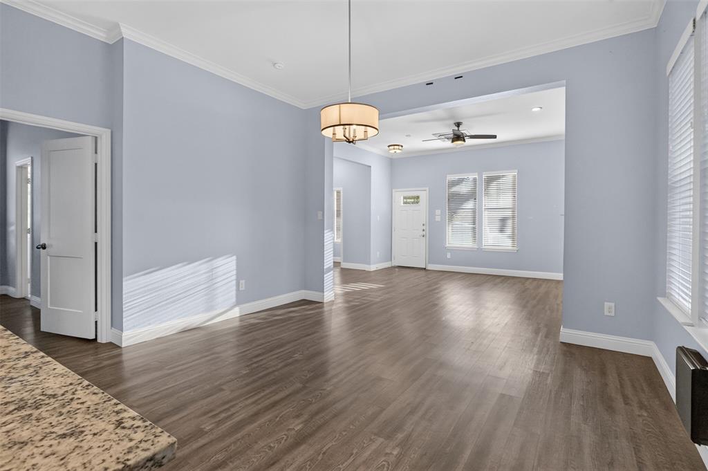 414 Fulton Street Denton, TX 76201 - Photo 8 of 38
