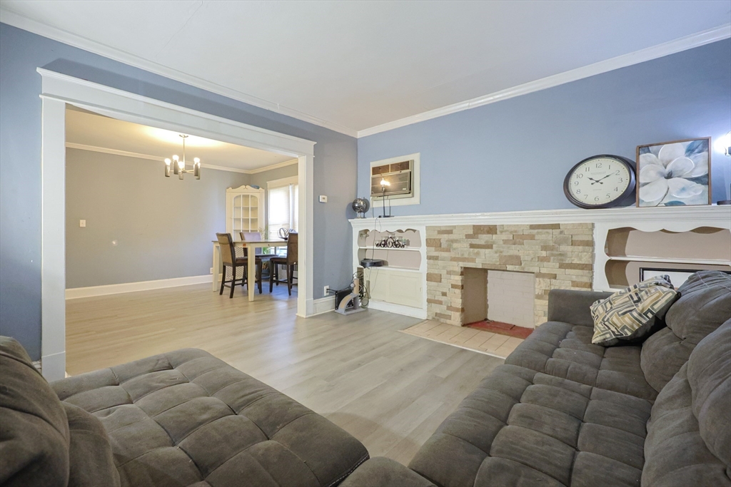 114 Sylvan Street Springfield, MA 01108 - Photo 6 of 18