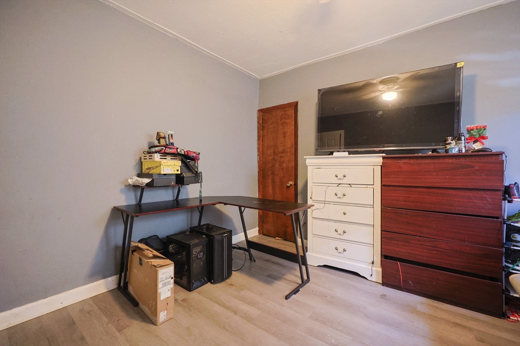 114 Sylvan Street Springfield, MA 01108 - Photo 10 of 18