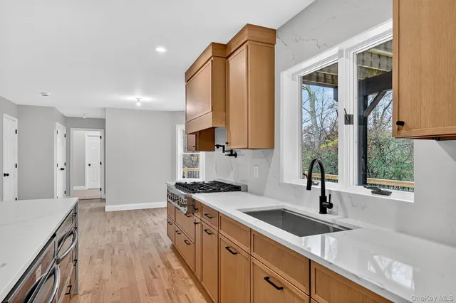 $900,000 | 33 Crystal Farm Road, Warwick, NY 10990