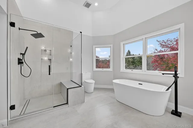 $900,000 | 33 Crystal Farm Road, Warwick, NY 10990