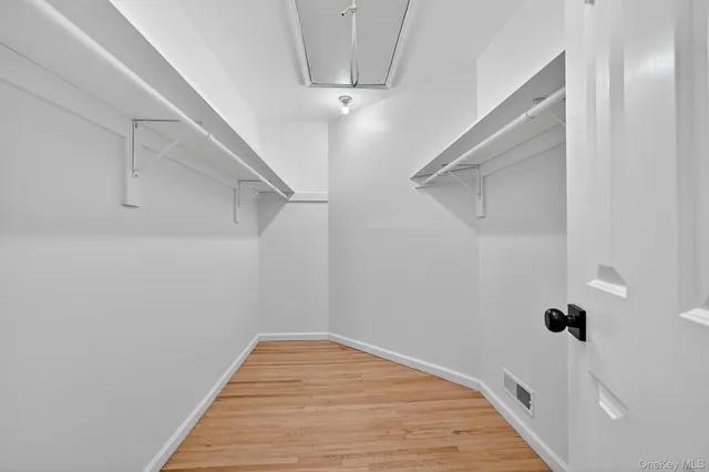 $900,000 | 33 Crystal Farm Road, Warwick, NY 10990