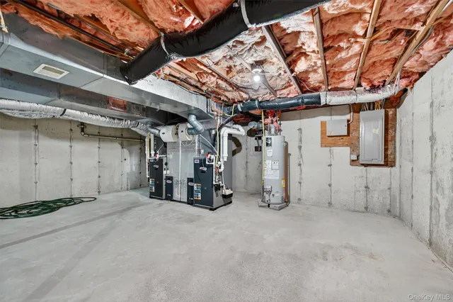 $900,000 | 33 Crystal Farm Road, Warwick, NY 10990