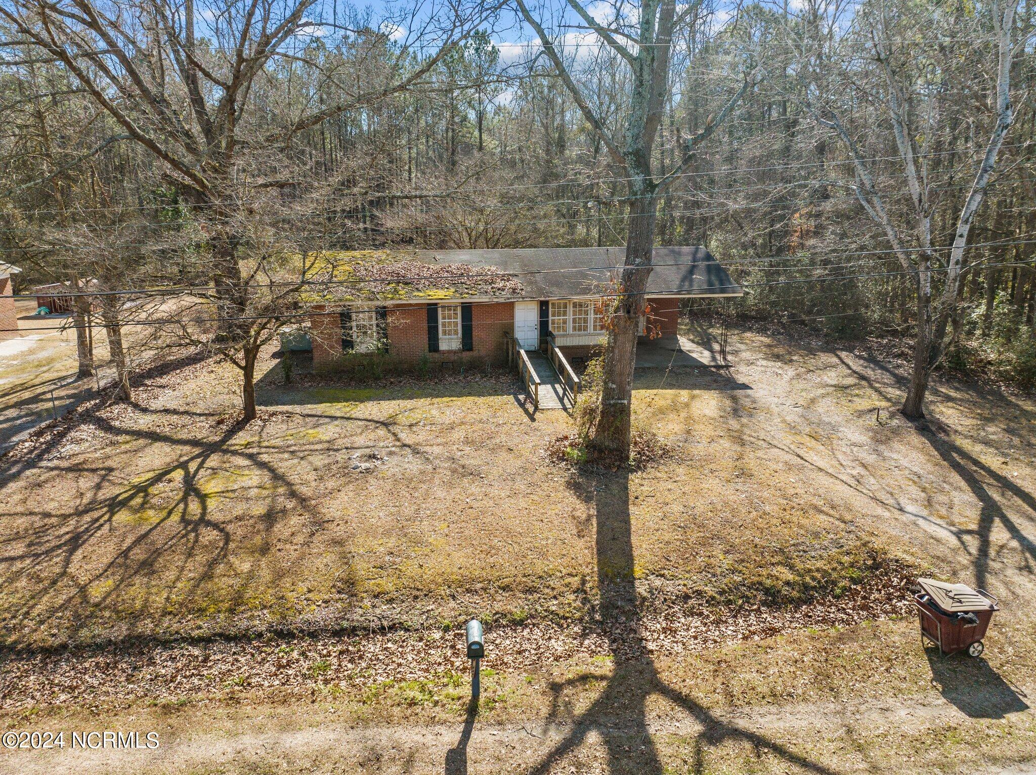 1561 Patterson Road Kinston, NC 28504 - Photo 3 of 38 2-web-or-mls-DJI_0575