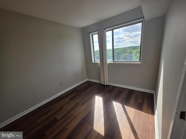 $125,000 | 1836 Metzerott Road, Unit 916, Adelphi, MD 20783
