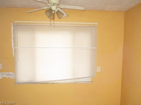 17510 Neff Road Cleveland, OH 44119 - Photo 26 of 32