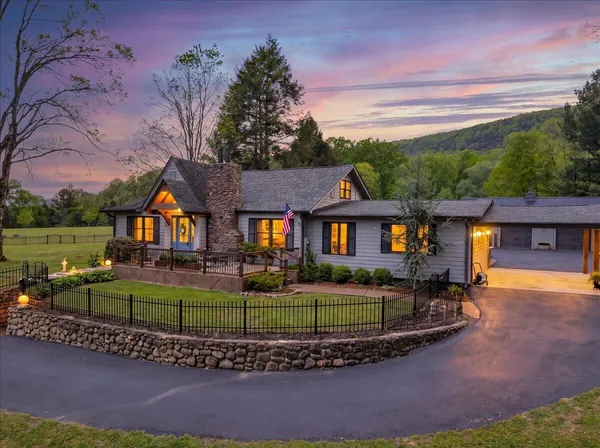 $1,145,000 | 7463 Valley View Highway, Whitwell, TN 37397