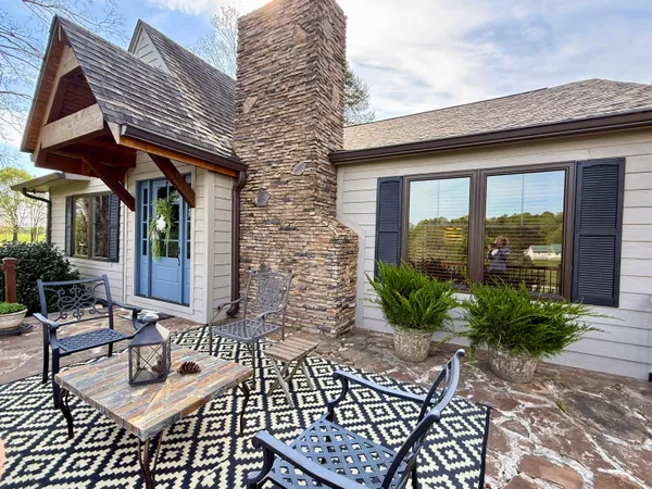 $1,145,000 | 7463 Valley View Highway, Whitwell, TN 37397
