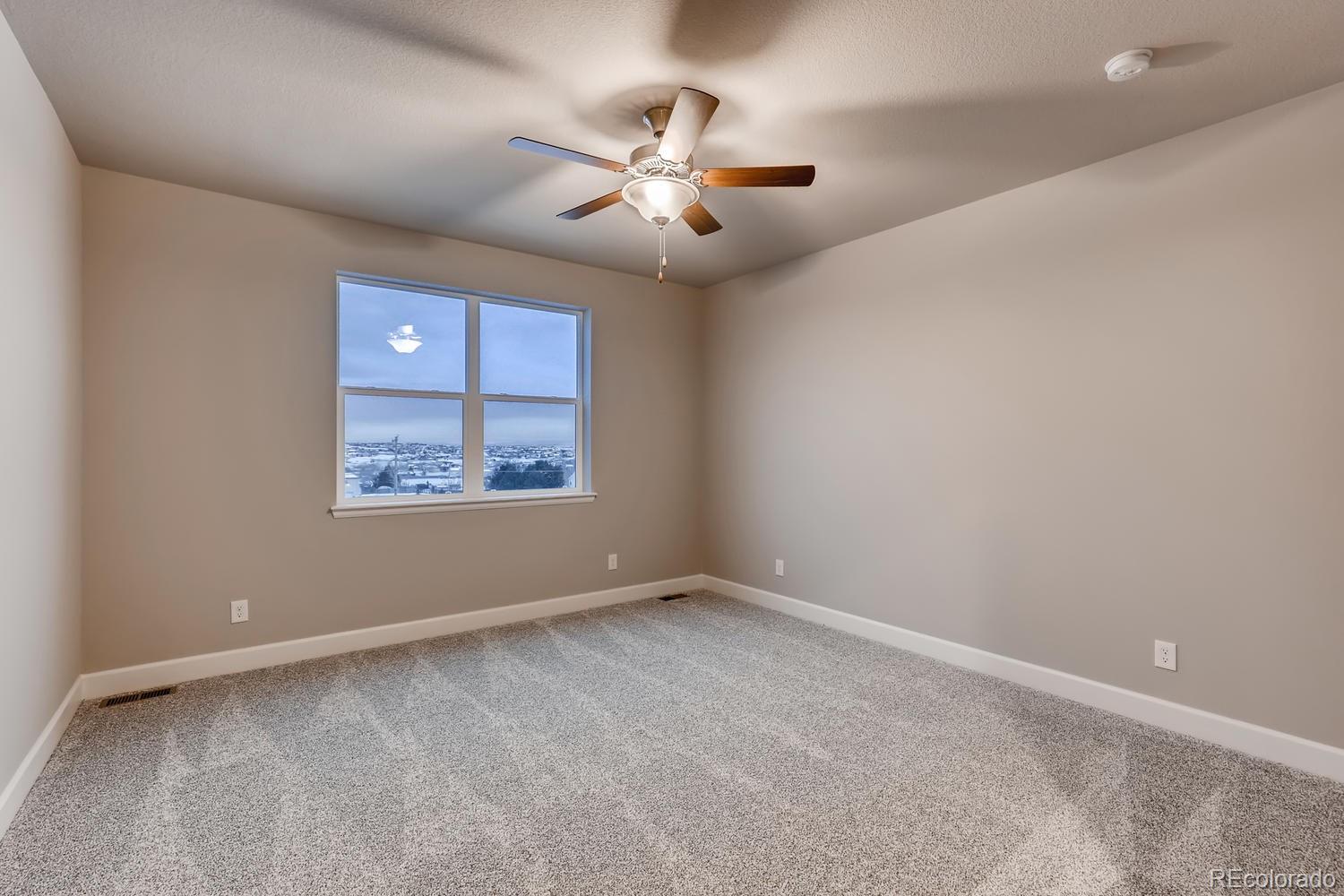 572 Buckskin Road Berthoud, CO 80513 - Photo 5 of 19 Gallery Image 5