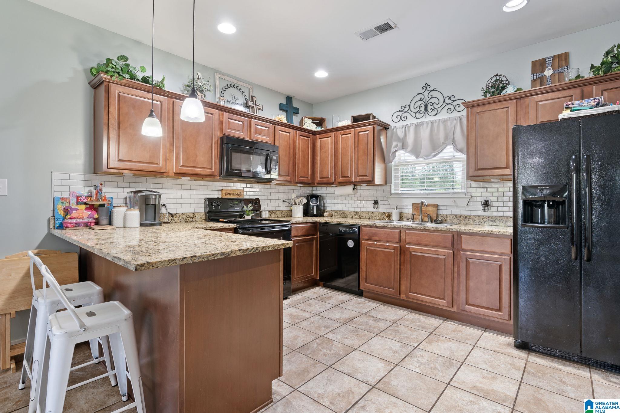 151 Drews Way Lincoln, AL 35096 - Photo 7 of 28