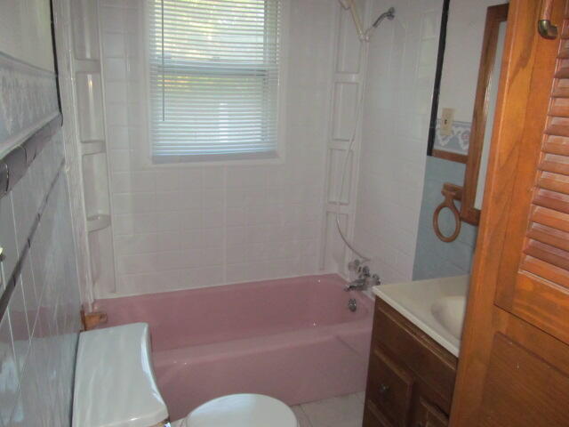 1555 Riblet Road Muskegon, MI 49445 - Photo 14 of 16 IMG_4673