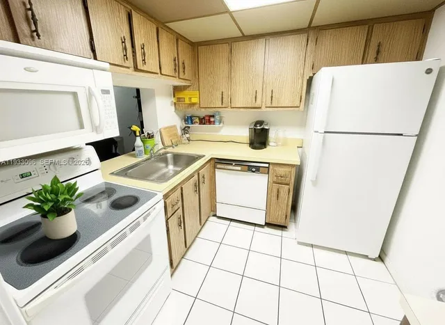 $125,000 | 2800 Northwest 56th Avenue, Unit F201, Lauderhill, FL 33313