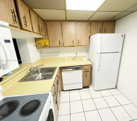 $125,000 | 2800 Northwest 56th Avenue, Unit F201, Lauderhill, FL 33313