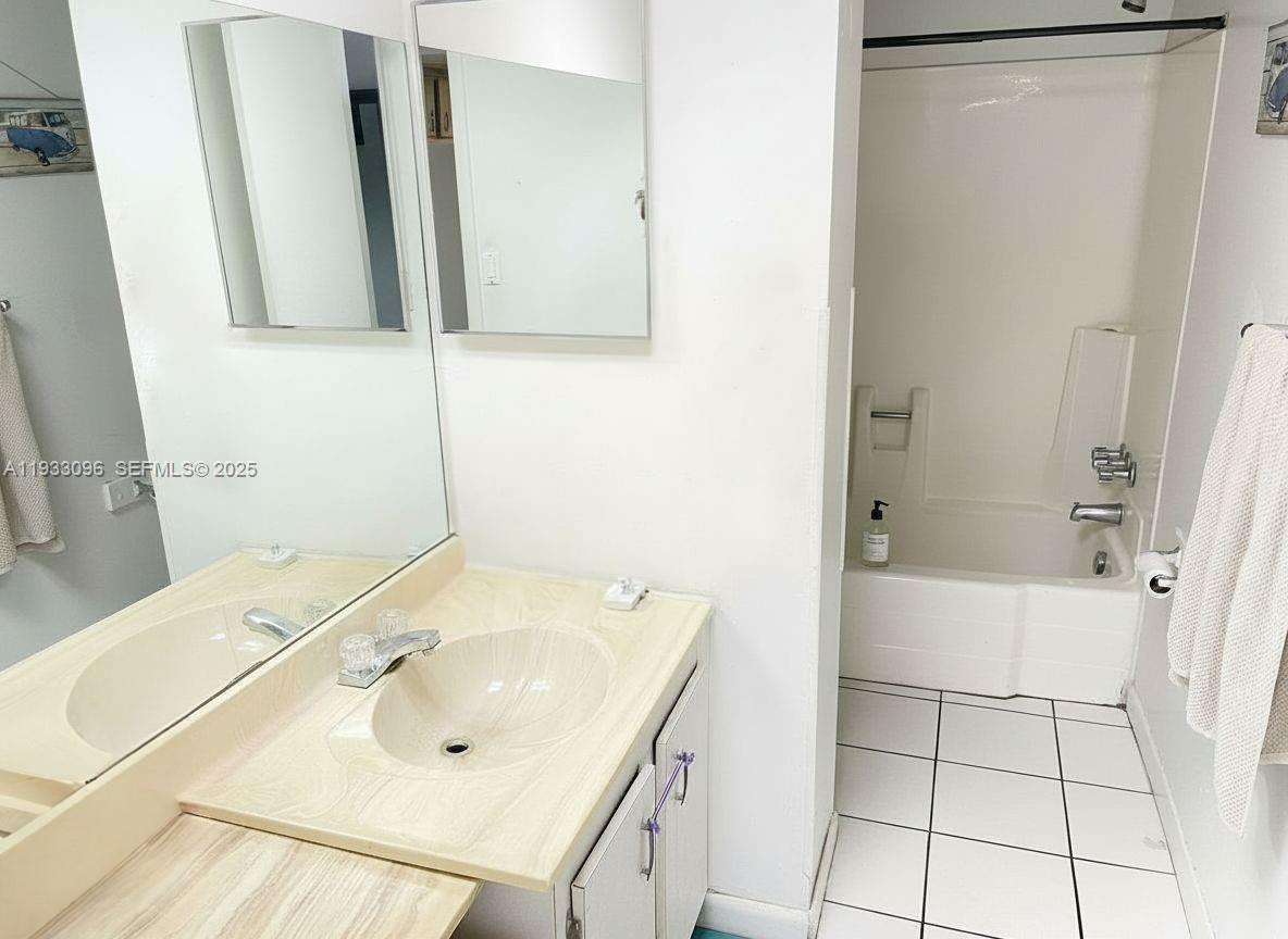 2800 Northwest 56th Avenue, Unit F201 Lauderhill, FL 33313 - Photo 7 of 20