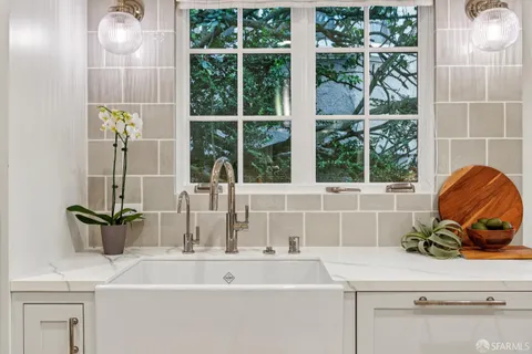 $2,595,000 | 96 Brentwood Avenue, San Francisco, CA 94127