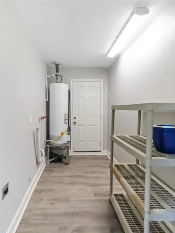 $1,900 | 3105 Church Street, Galveston, TX 77550