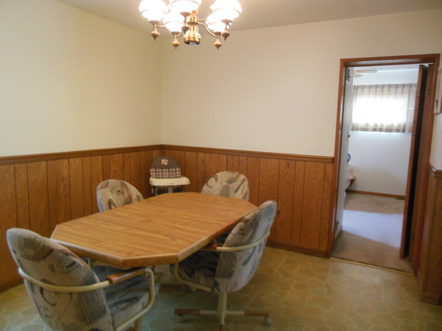 2247 Keystone Avenue North Riverside, IL 60546 - Photo 5 of 17