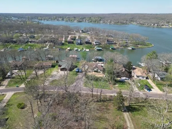 $208,500 | 815 Lakeshore Drive, Cuba, MO 65453