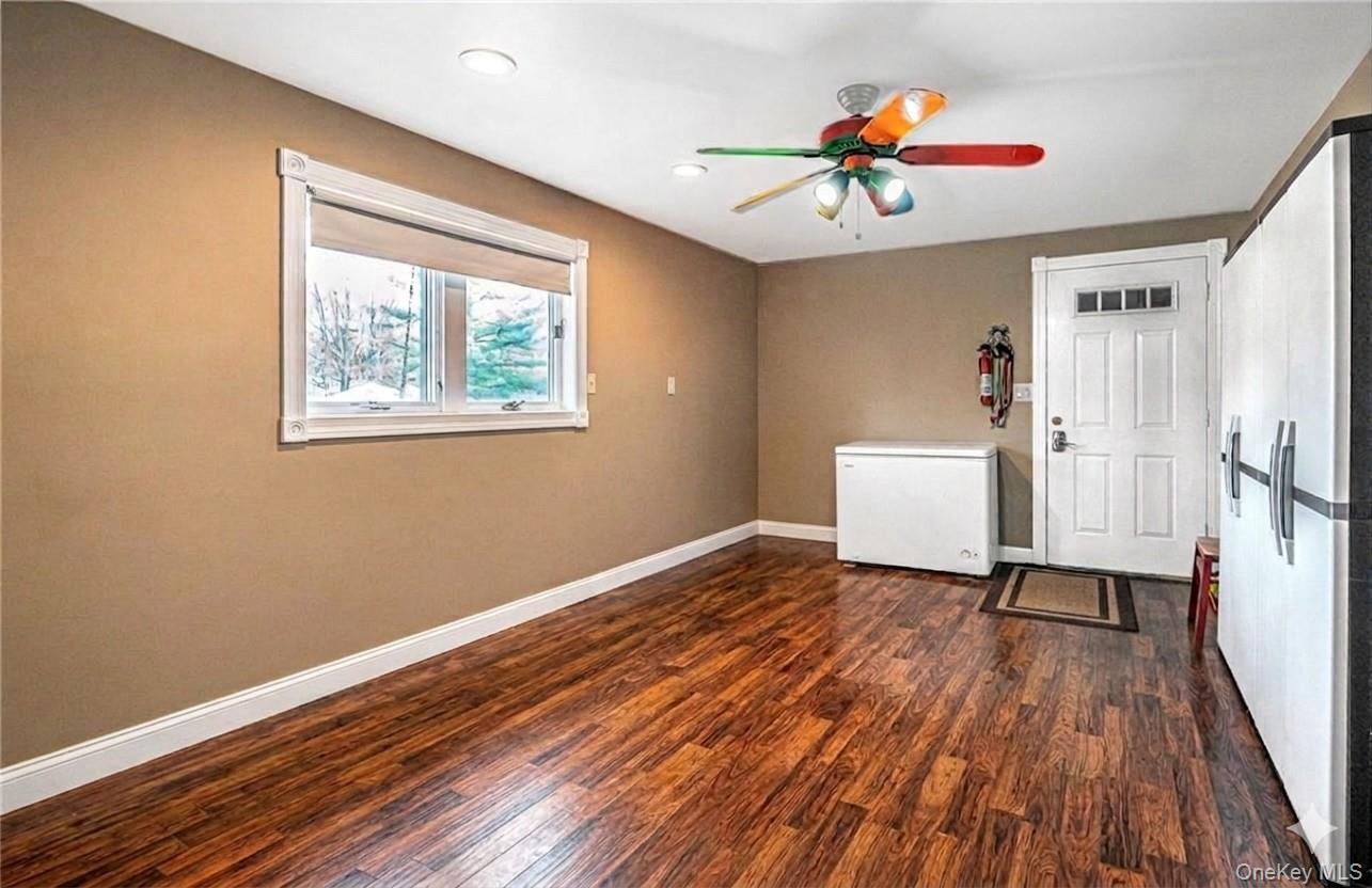 26 Waterbury Road Warwick, NY 10990 - Photo 21 of 32 Extra room on lower lever, perfect for a workout room