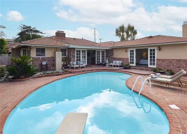 $2,499,000 | 1261 East Maple Avenue, El Segundo, CA 90245
