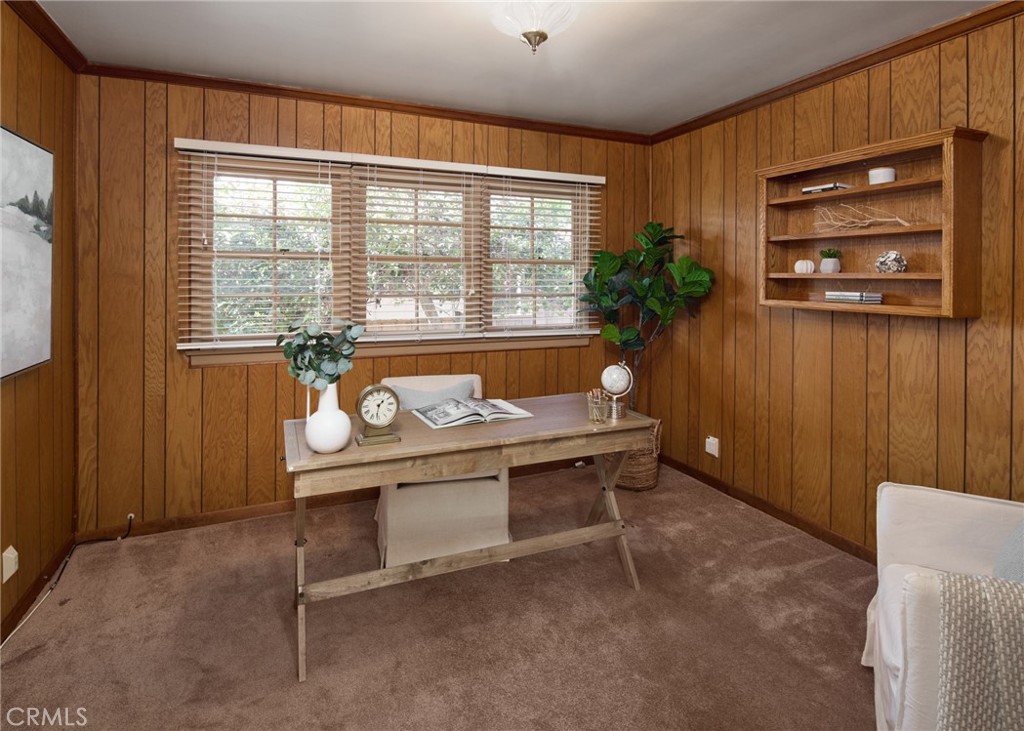1261 East Maple Avenue El Segundo, CA 90245 - Photo 20 of 26 a living room with furniture