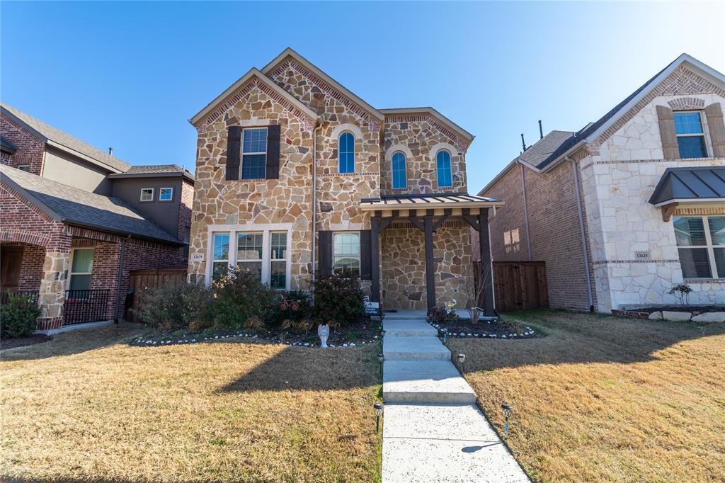 12639 Akenside Road Frisco, TX 75035 - Photo 2 of 33