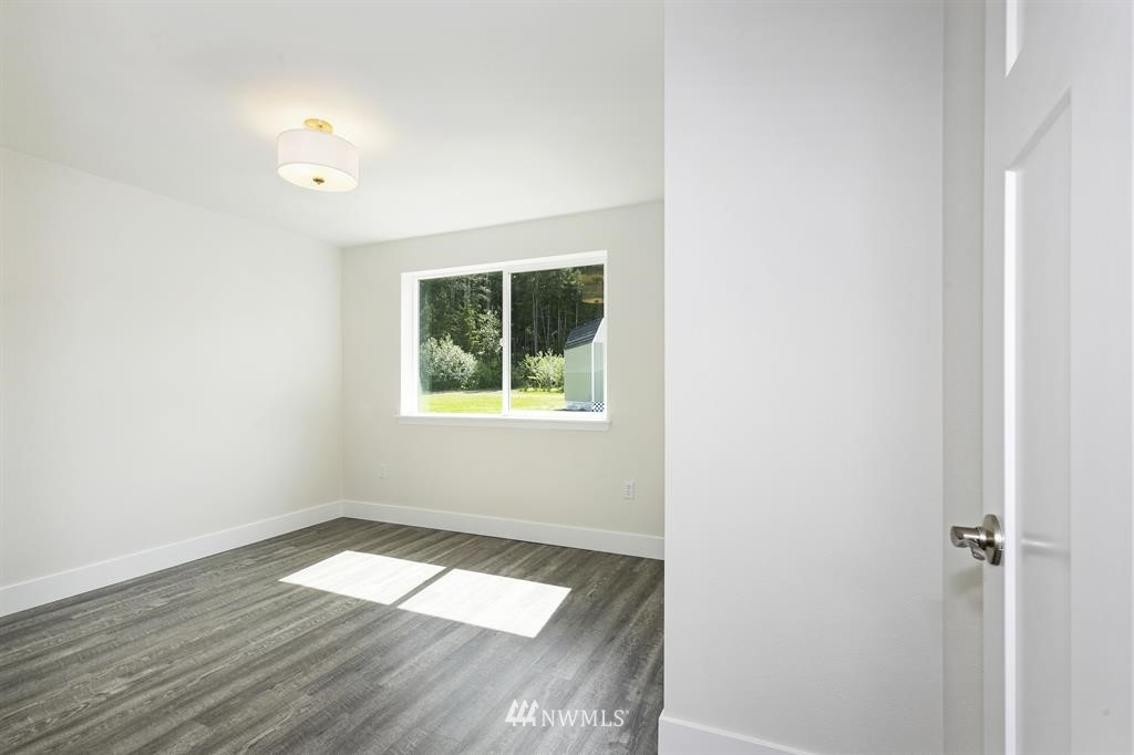 18 Wayne Road West Seabeck, WA 98380 - Photo 35 of 39 Gallery Image 35