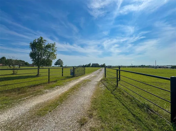 $2,499,000 | 3829 Farm To Market Road 2738, Alvarado, TX 76009